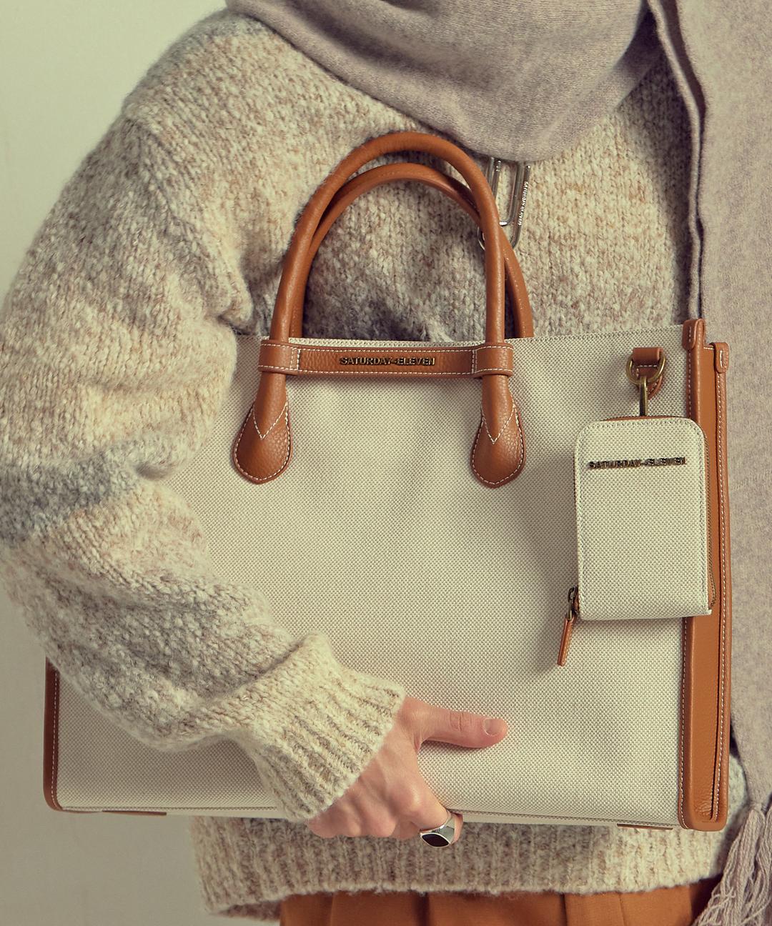 NO.6 BROWN IVORY TWO-TONE CANVAS AND LEATHER BRIDGE TOTE BAG