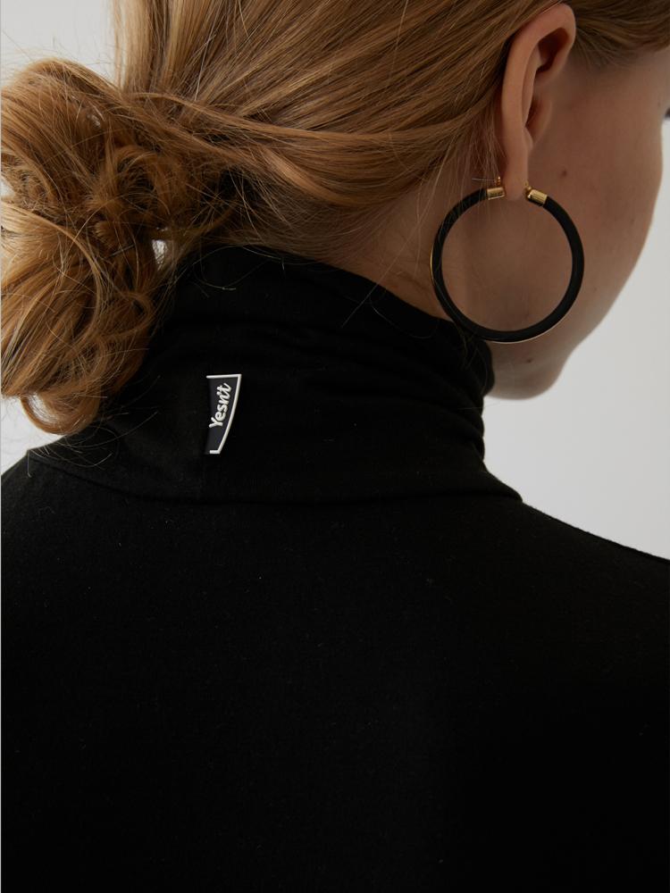 [예슨트]Cozy-fuzzy turtleneck t-shirts 기본목폴라(black)