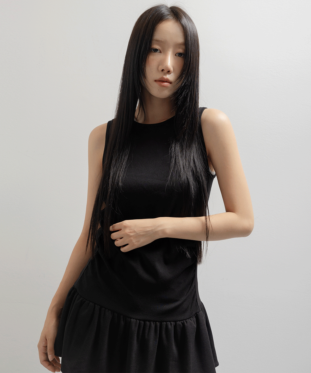 MUTED FRILL MINI DRESS (2COLOR)