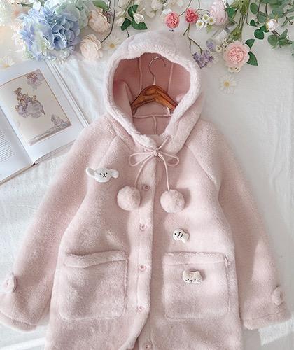 돌돌 핑크 퍼 후드 코트 브로치 포함