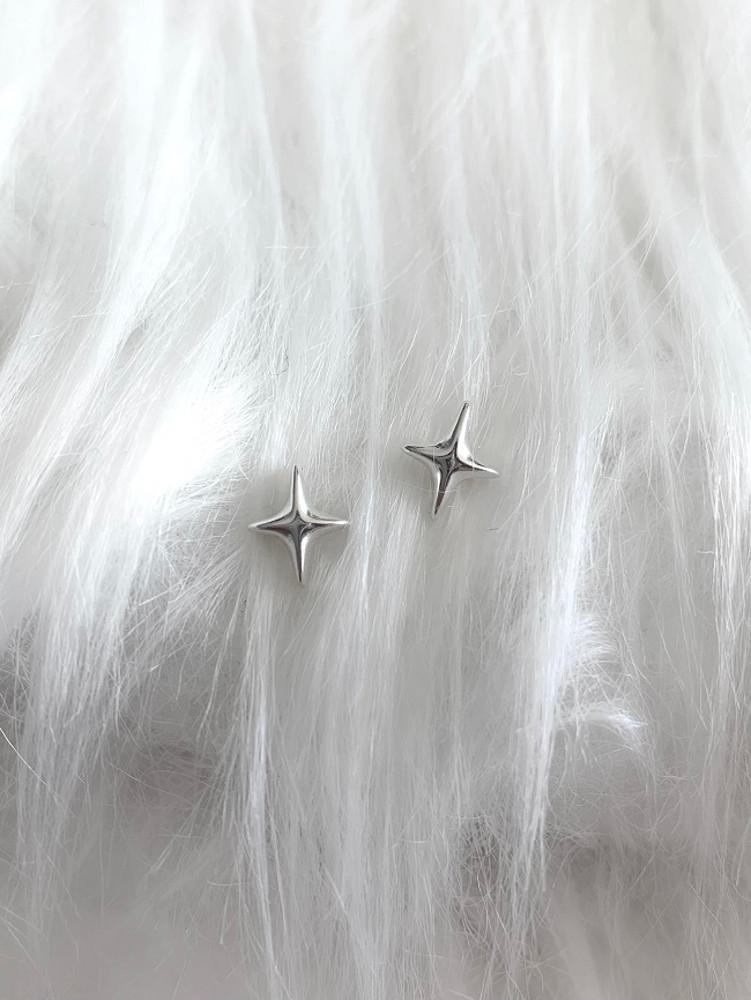 (silver925) twinkle earring 스파크 귀걸이 은 귀걸이 : 어센틱 authentic