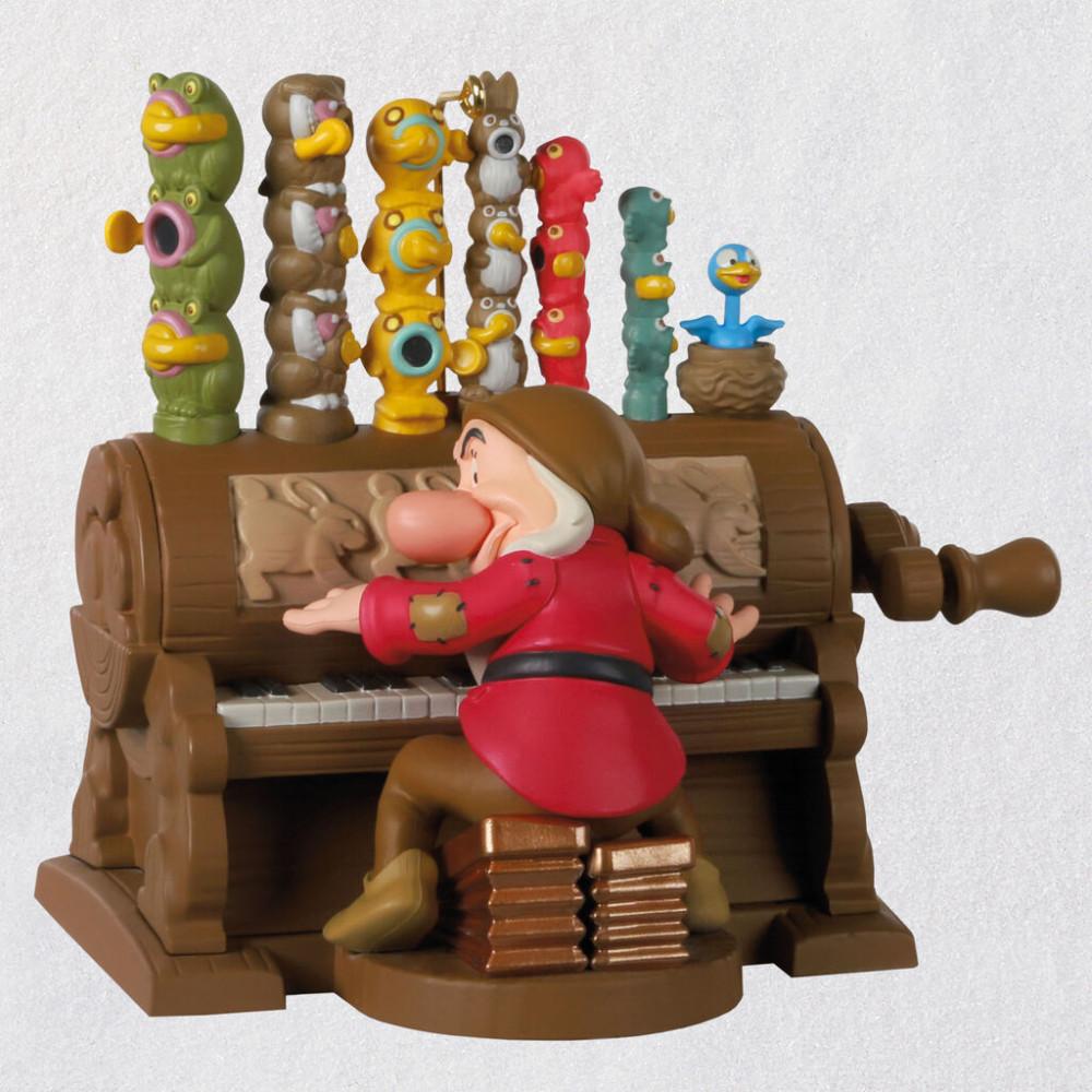 홀마크 디즈니 백설공주와 일곱난장이 실리 송 뮤지컬 오너먼트  Disney Snow White and the Seven Dwarfs The Silly Song Musical Orn