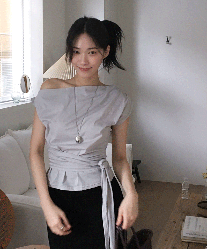 달트 [주문폭주]롤리 스트랩 티셔츠 (원숄더, 오프숄더, 여리핏,비대칭, 언발오프숄더,장마룩)