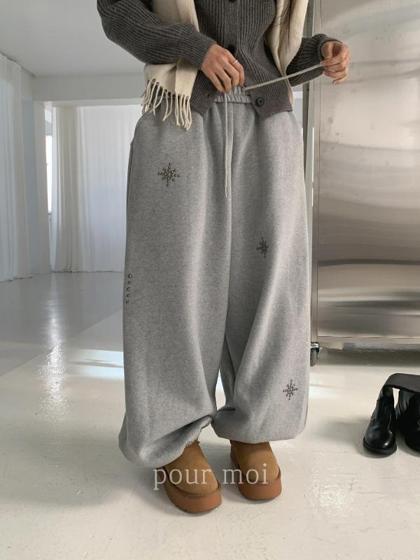 스터드 팬츠 (양기모)