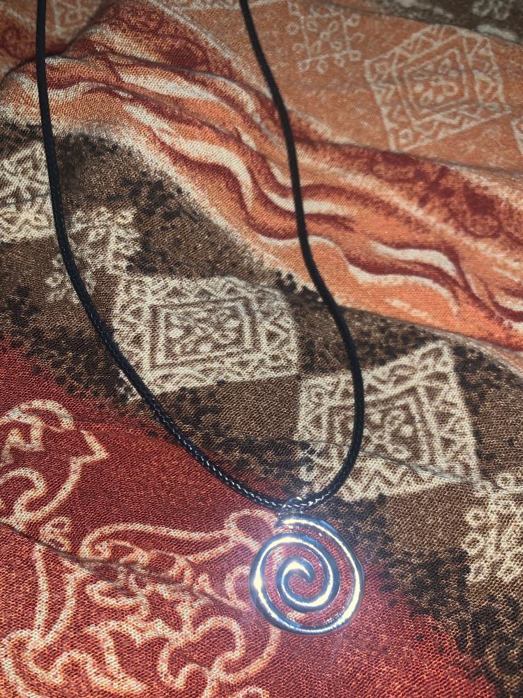naru necklace (1color)