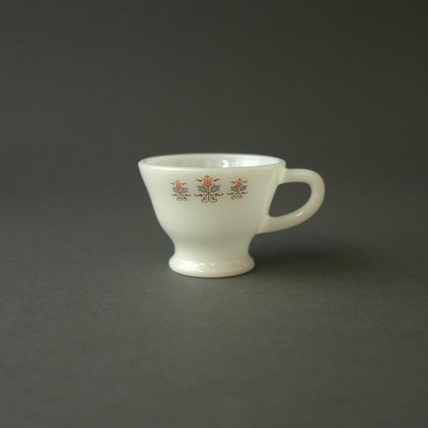 밀크글라스 찻잔