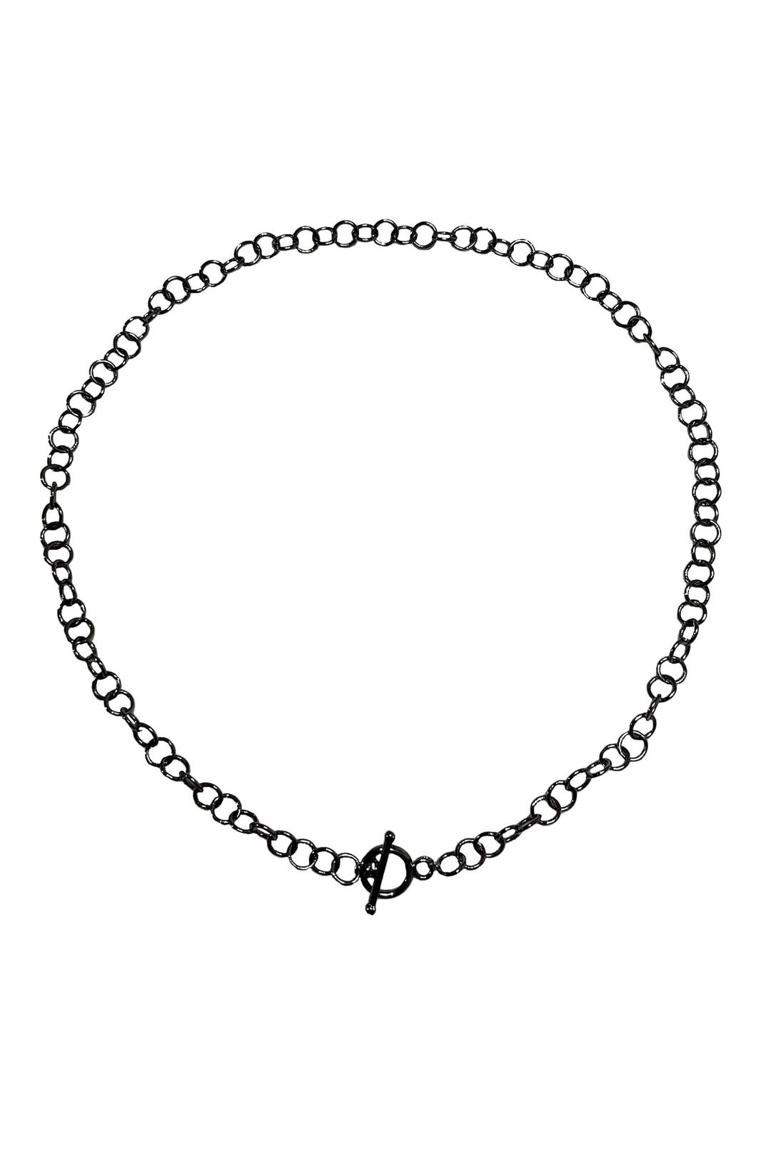 Black toggle choker