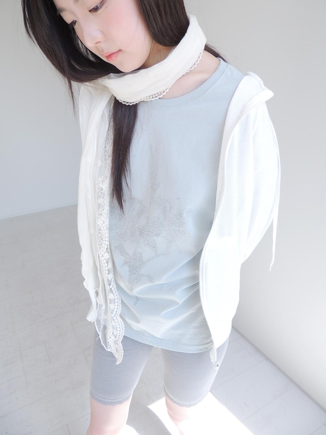 고와 dot print box tee (3c)