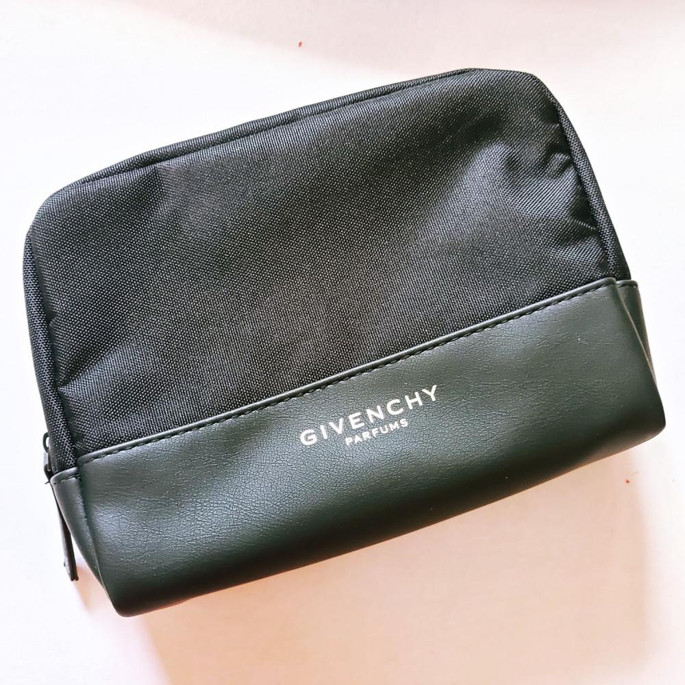 지방시뷰티 트래블 파우치 젠틀맨