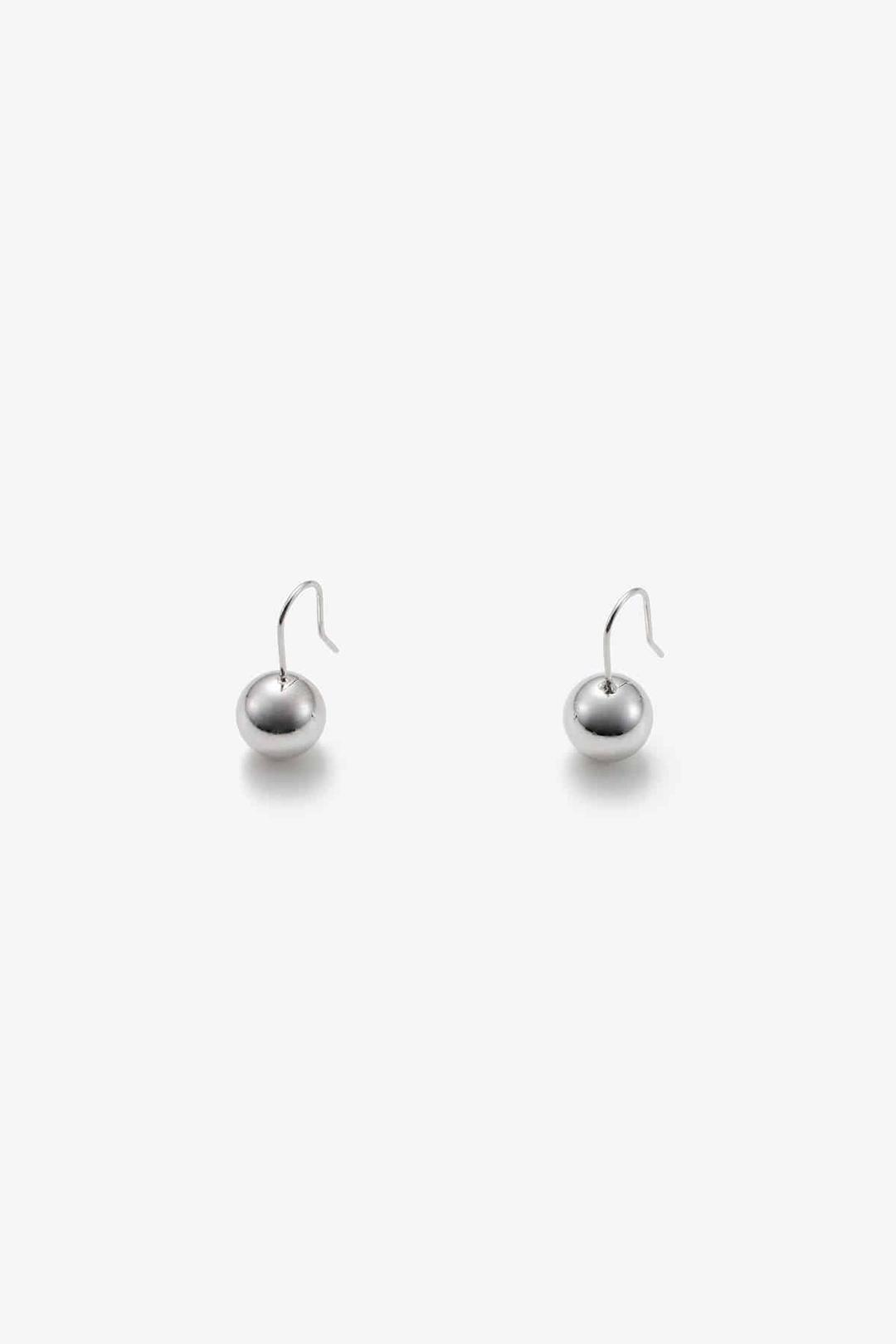 Drip Note Earrings