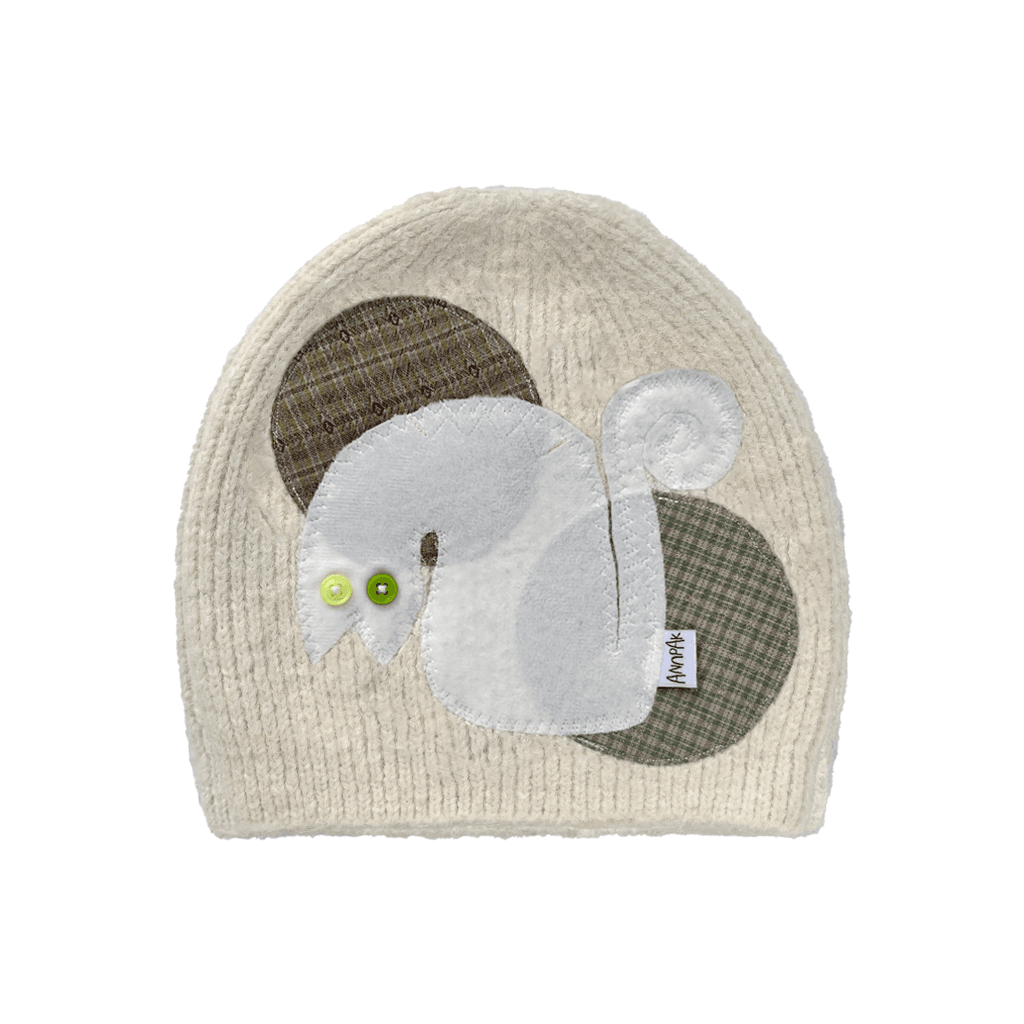 [Handmade] Ivory Cat Spiral Patchwork Beanie