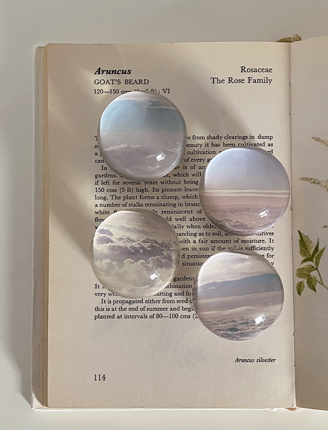 [무료배송📦/35mm film] 구름 유리 반구 구슬톡 4color