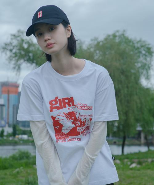 GIRL SKATEBOARDS GRAPHIC TEE white