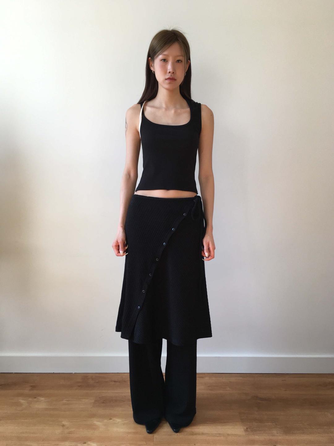 BUTTON LAYERED PANTS SET_BLACK