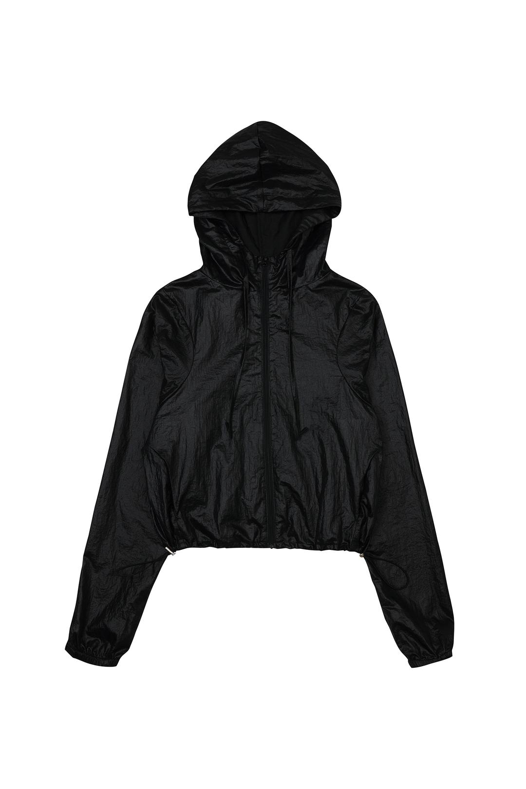 POCKET WIND SHELL IN BLACK