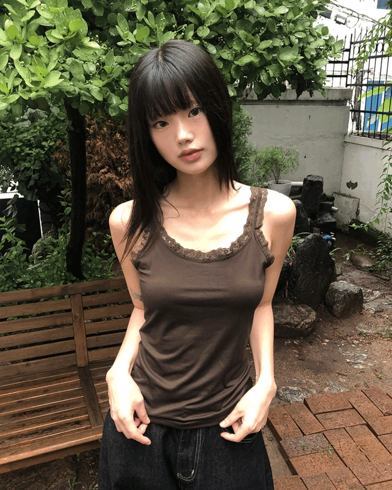 실런 레이스 슬림핏 나시