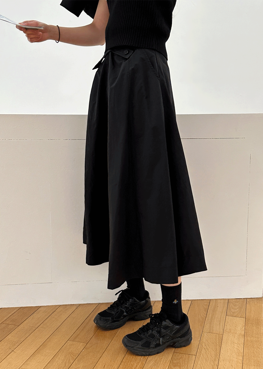 Button belt skirt