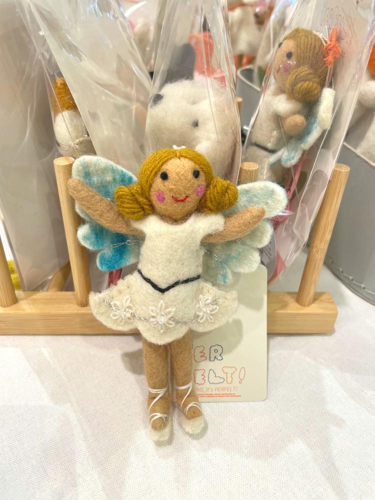 Ballerina Angel 발레리나 엔젤 펠트키링, 발레리나 펠트소품, 딸방꾸미기, 아이방소품,울펠트 홈데코소품, 펠트오너먼트, 100% Natural, Made in Nepal