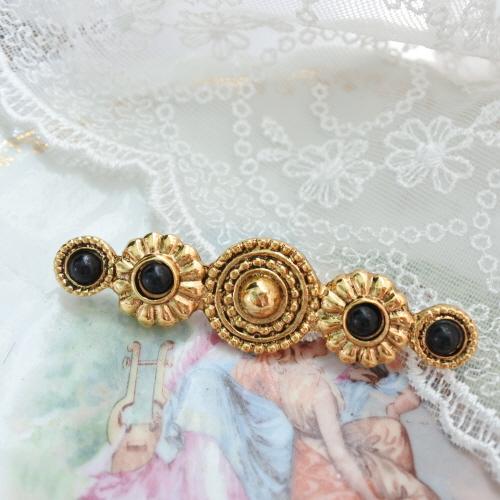 1980-90s bar antique style brooch
