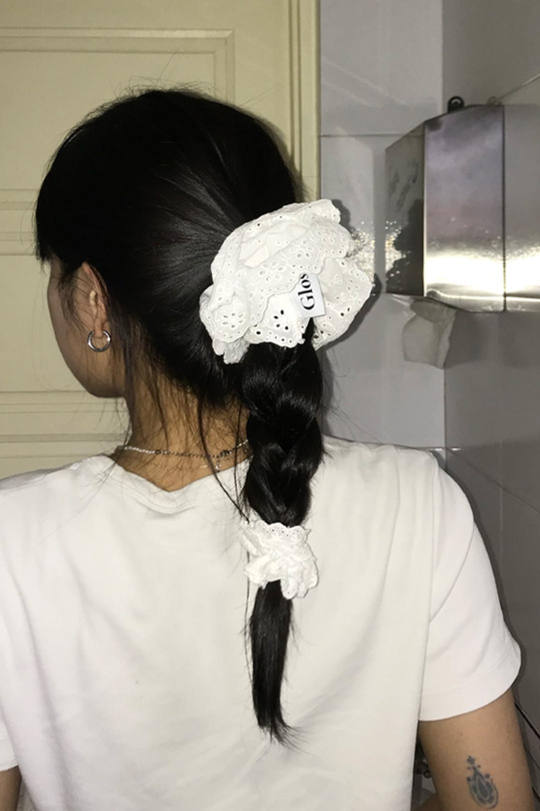 Blossom lace shushu - white