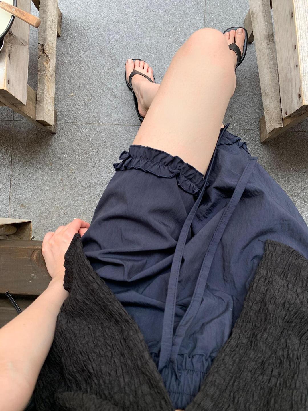 프릴리 DU. Lazy Frill Banding Pants