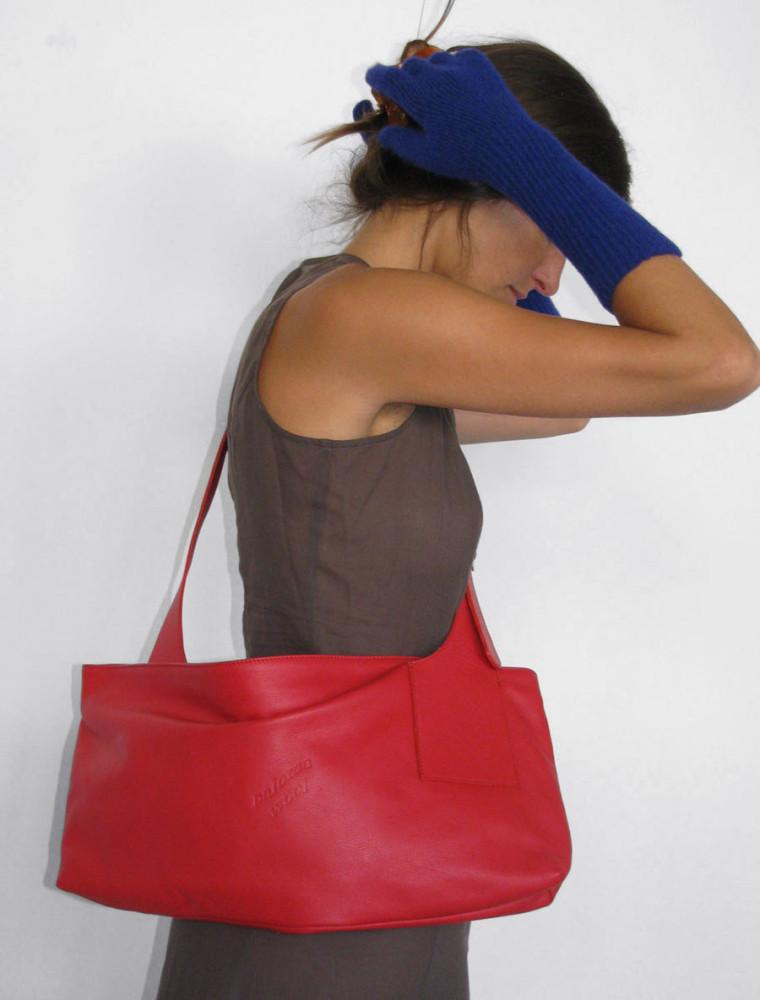 PALOMAWOOL (3컬러) 팔로마울 필로우 롱 쉐이프 로고 숄더 백 Pillow long shaped logo bag