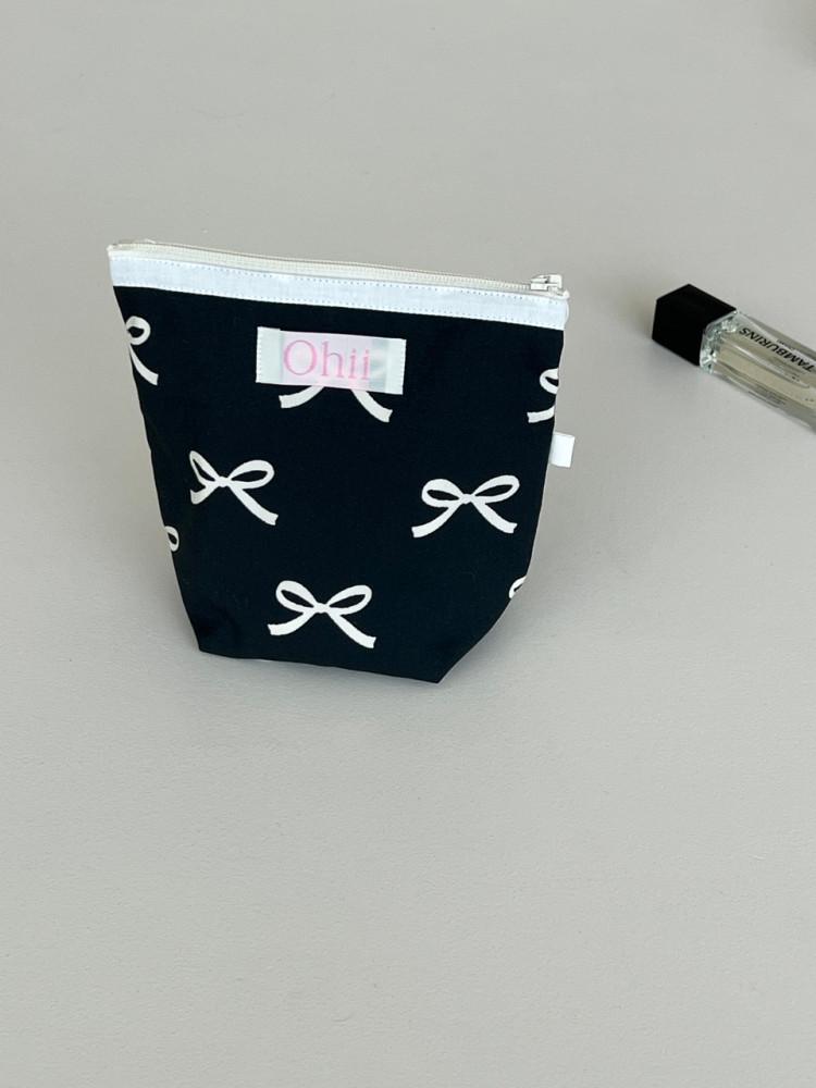[바로배송/오히 MADE] 블랙 앤 화이트 리본 지퍼 파우치