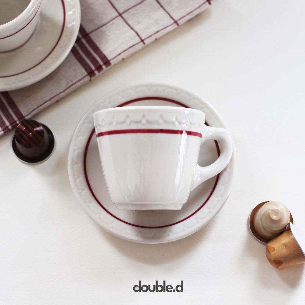 [중고] [더블디] 빈티지 시라쿠스 에코노 레드림 컵 앤 소서 / 레드 스캘롭 커피잔 세트