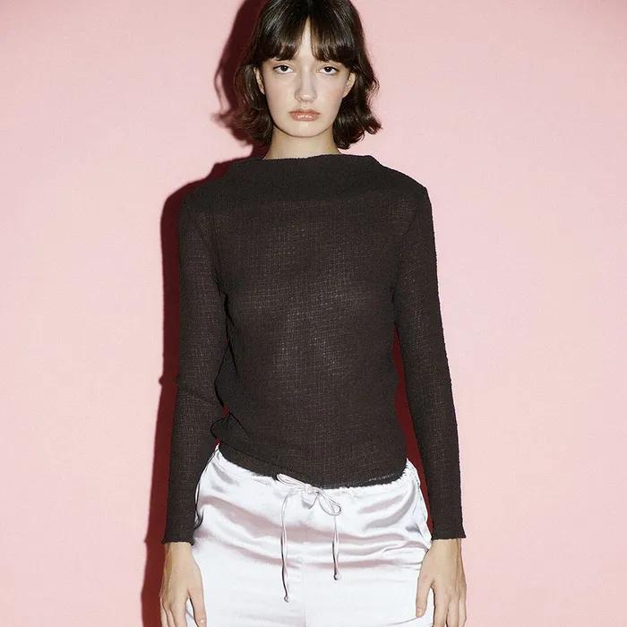 Textured Boat-Neck Top_Walnut Brown