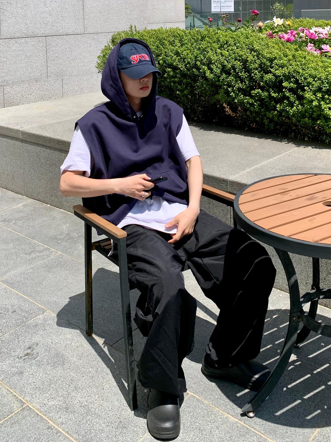 크롭 스냅 후드 베스트