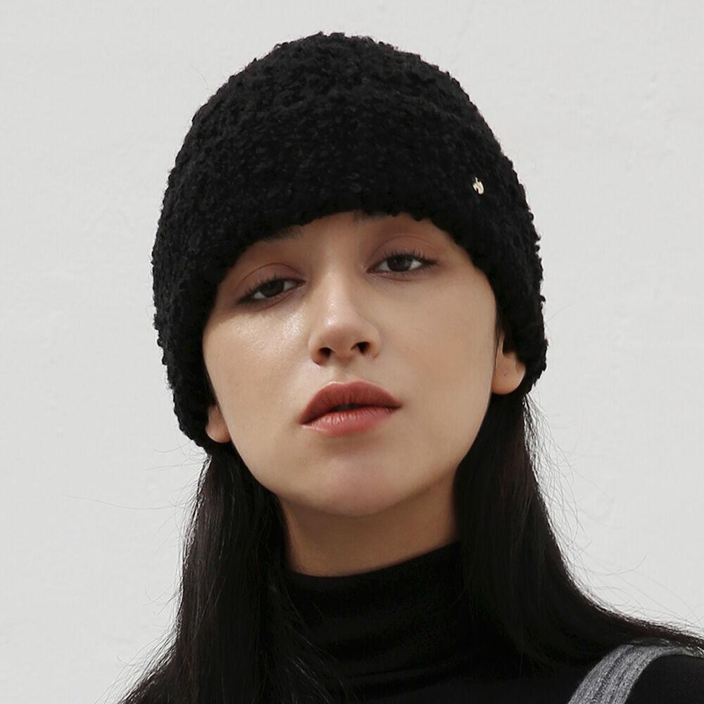 FLUFFY BEANIE / MOHAIR BOUCLE / BLACK