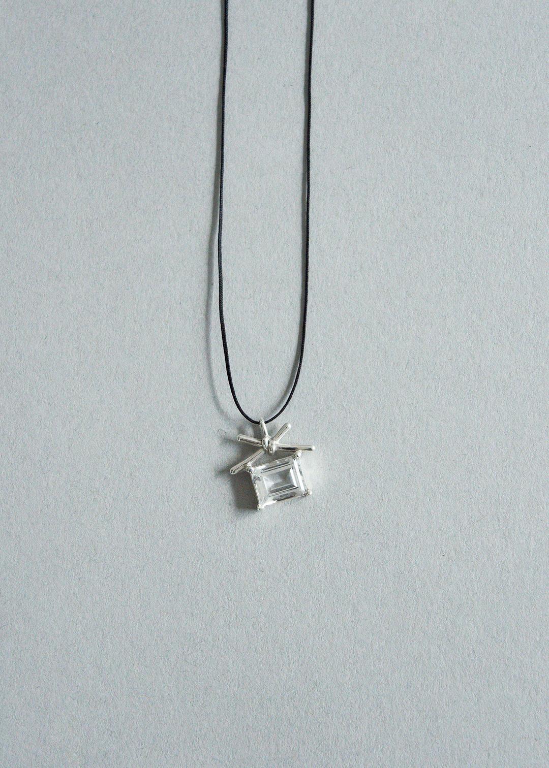 카도 쿼츠 네크리스