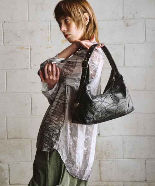 샌드뮤지엄(SAND MUSEUM)  CACTUS HOBO BAG MINI [Black] - 사이즈 & 후기 | 무신사