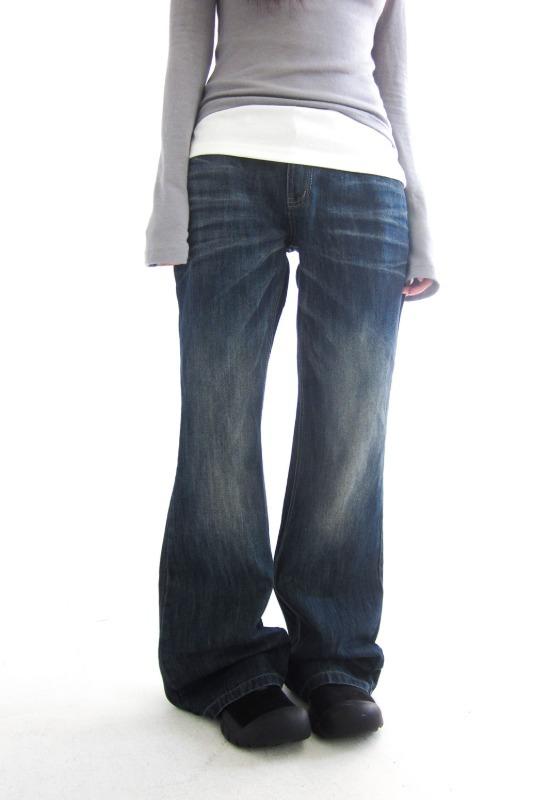 indigo low-rise flare jeans (입고지연 3/25 입고)