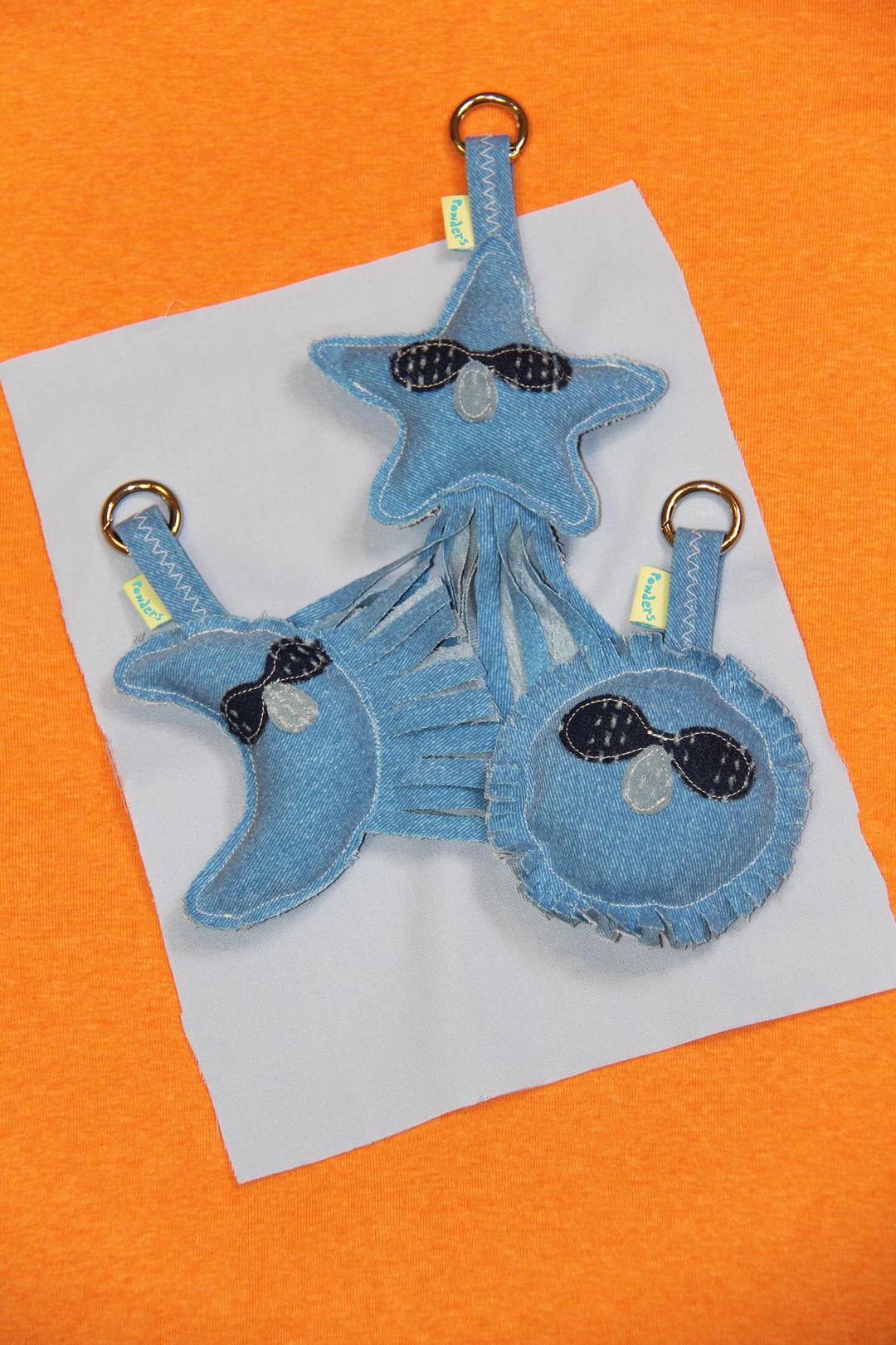 Blue friends keyring