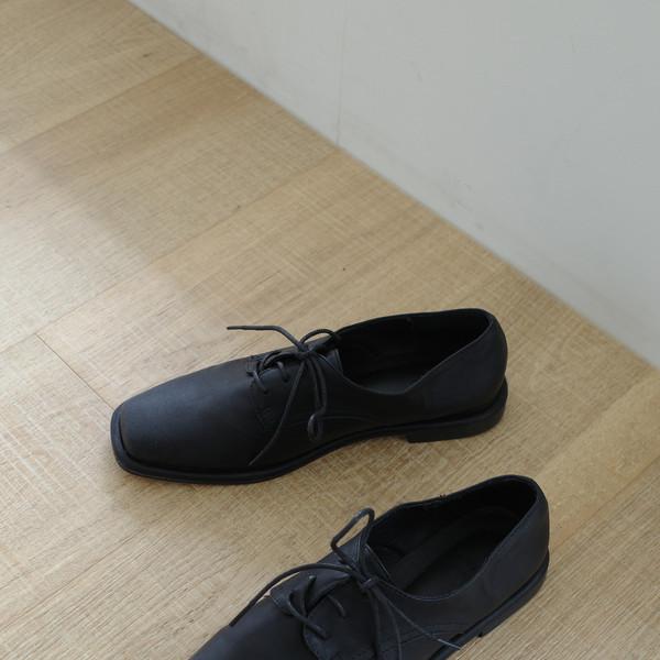 Square toe loafer