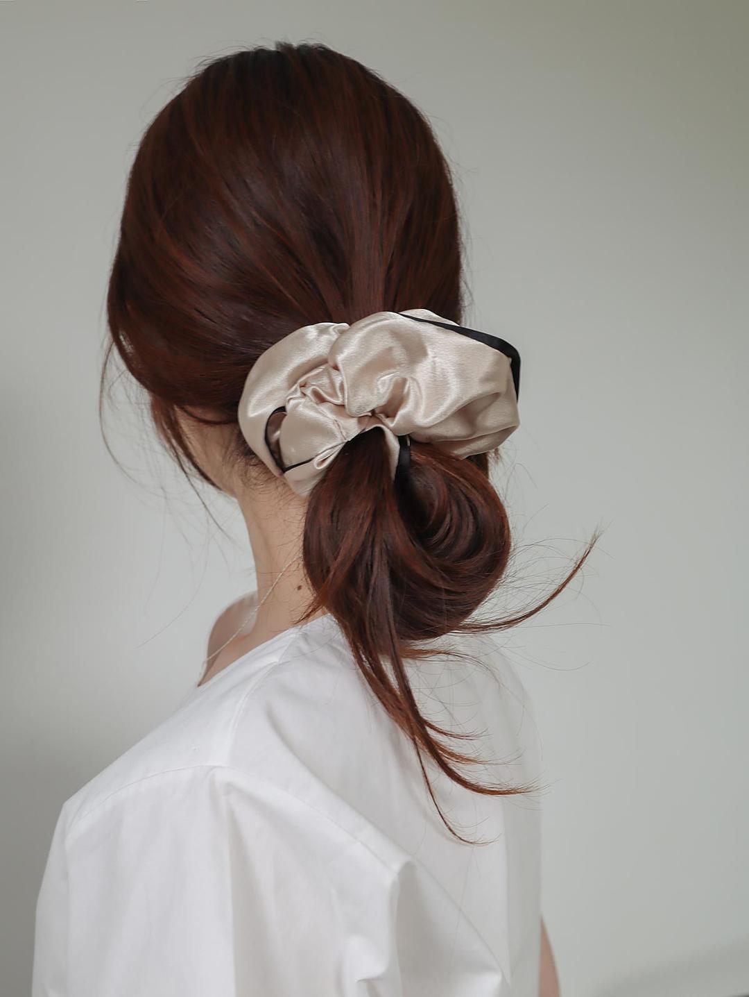 chic tone tone volume scrunchie