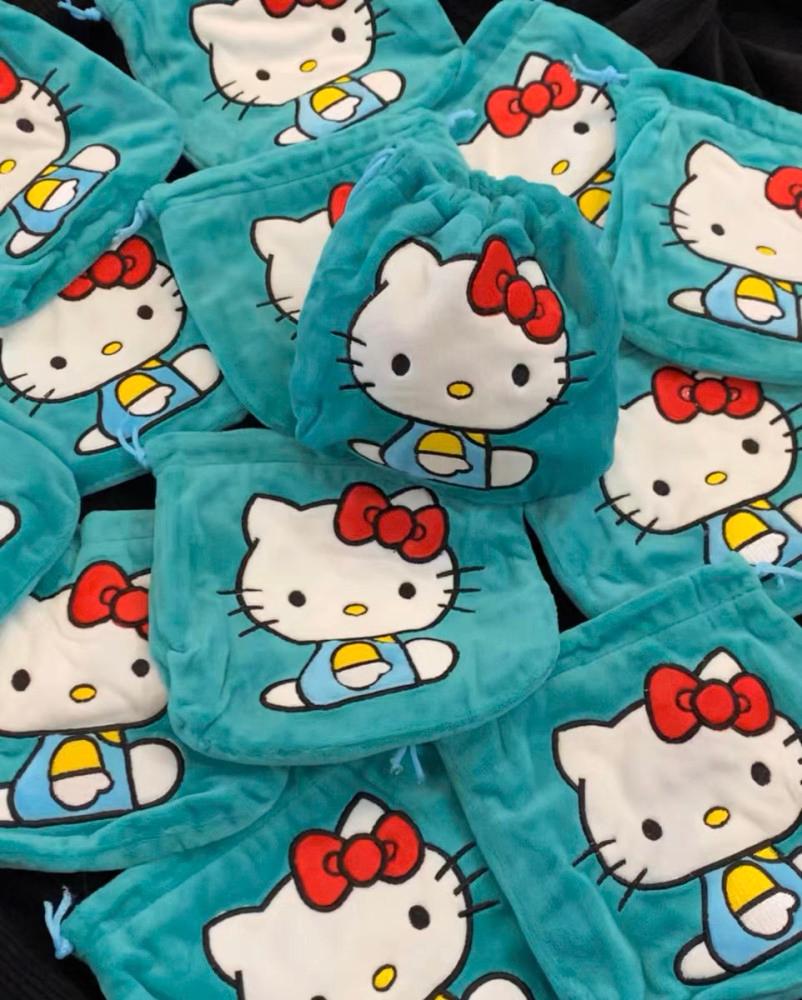 키티 스트링 파우치 Kitty String Pouch