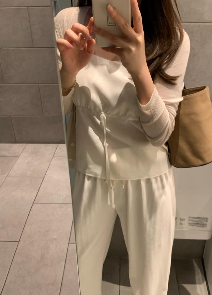 릴리 새틴 슬리브리스 (2color)