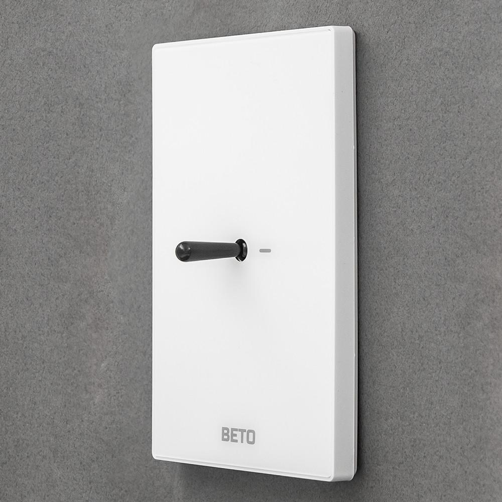 베코 베토 BETO 토글스위치 1개용 화이트 커버 블랙토글