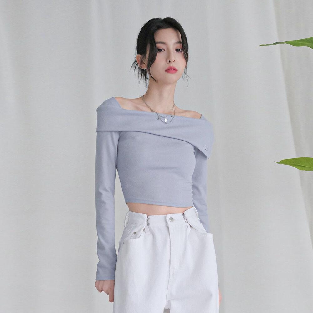 Beauty shoulder t-shirt SORA