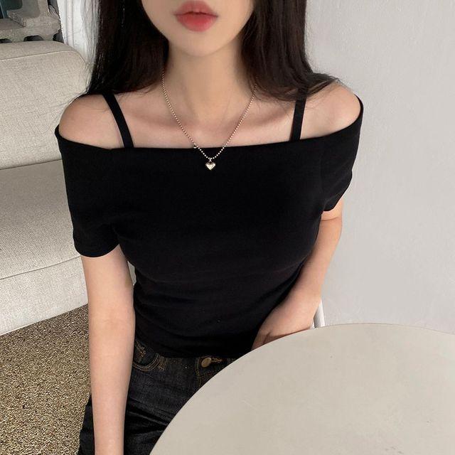 [라인예뻐/쫀쫀한] 반팔 오프숄더 슬림 라인 쫀쫀 스판 여름 오프숄더티셔츠 반팔오프숄더티