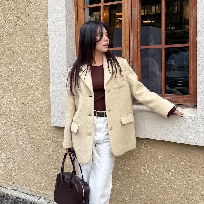 [차지혜PICK][29CM단독] 울 블랜디드 3버튼 모헤어 자켓 버터