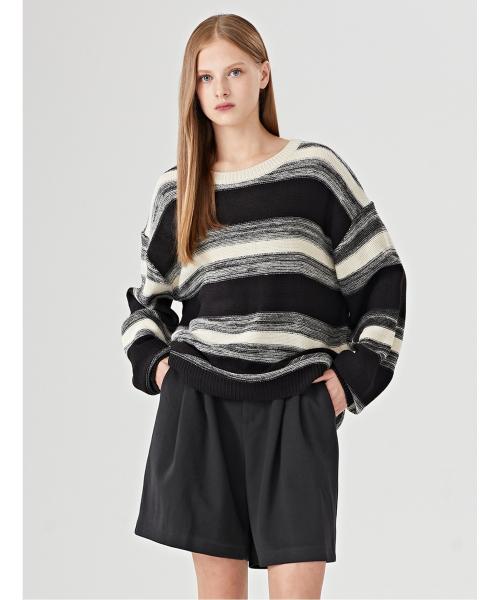 라운드 루즈핏 믹스 단가라 긴팔 니트 (XO3KT006L0)