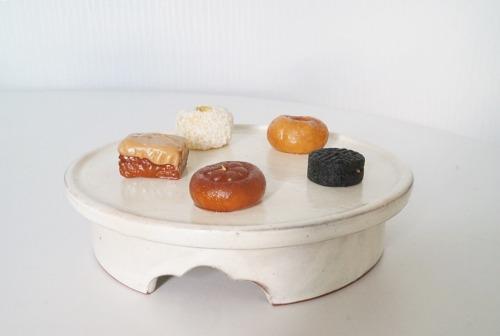 장훈성도자기 고백달 원형 굽접시 m