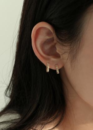 [싱글판매]14K gold one touch stripe earring