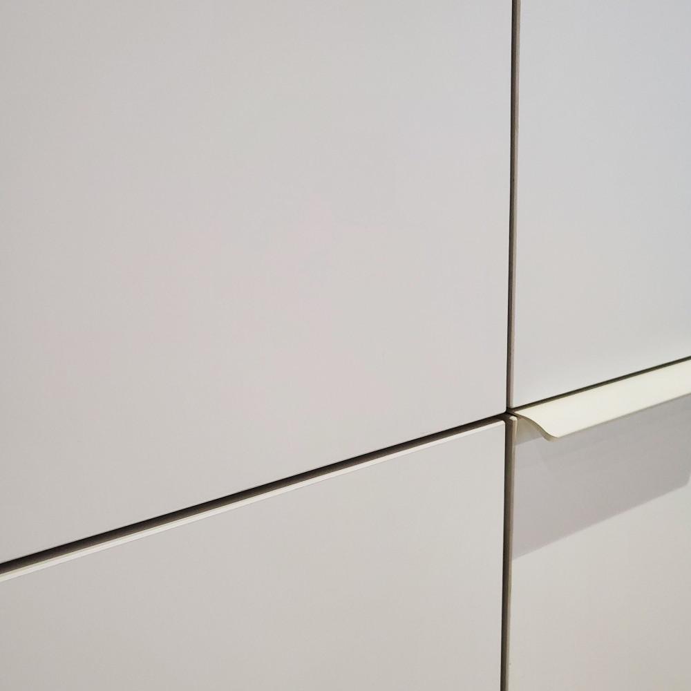 코지인빌 히든 사각 붙박이장 서랍장 싱크대 가구손잡이 크림화이트 50mm