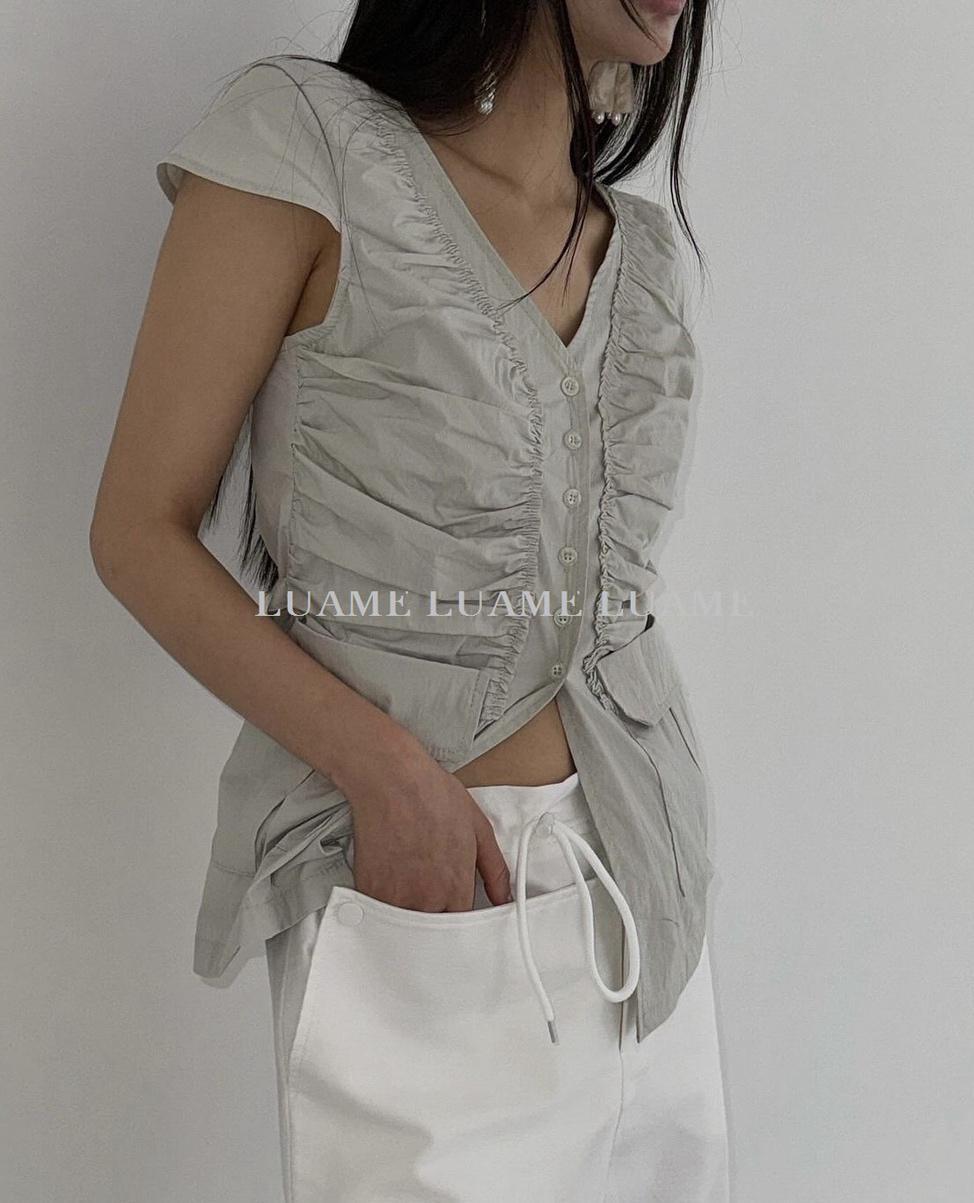 루아므 루아므 셔링 포켓 브이넥 반팔 블라우스