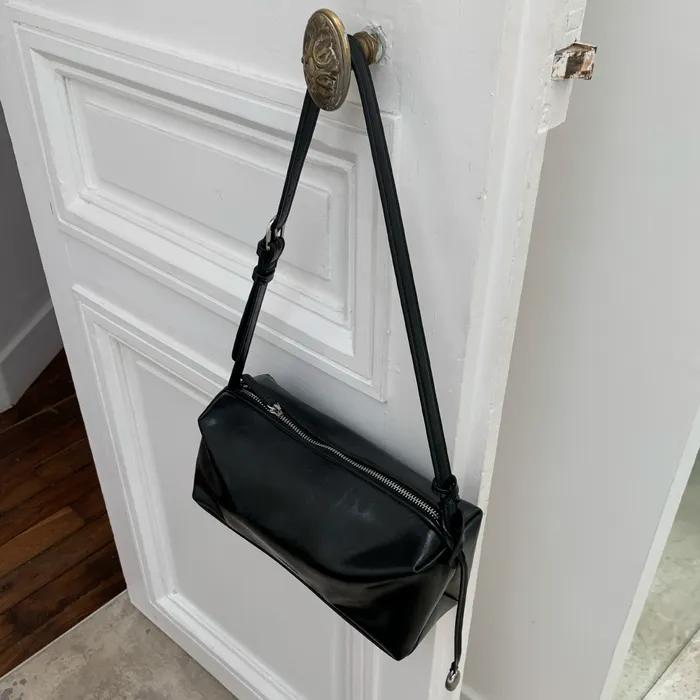 Square Shoulder Bag - 2Color
