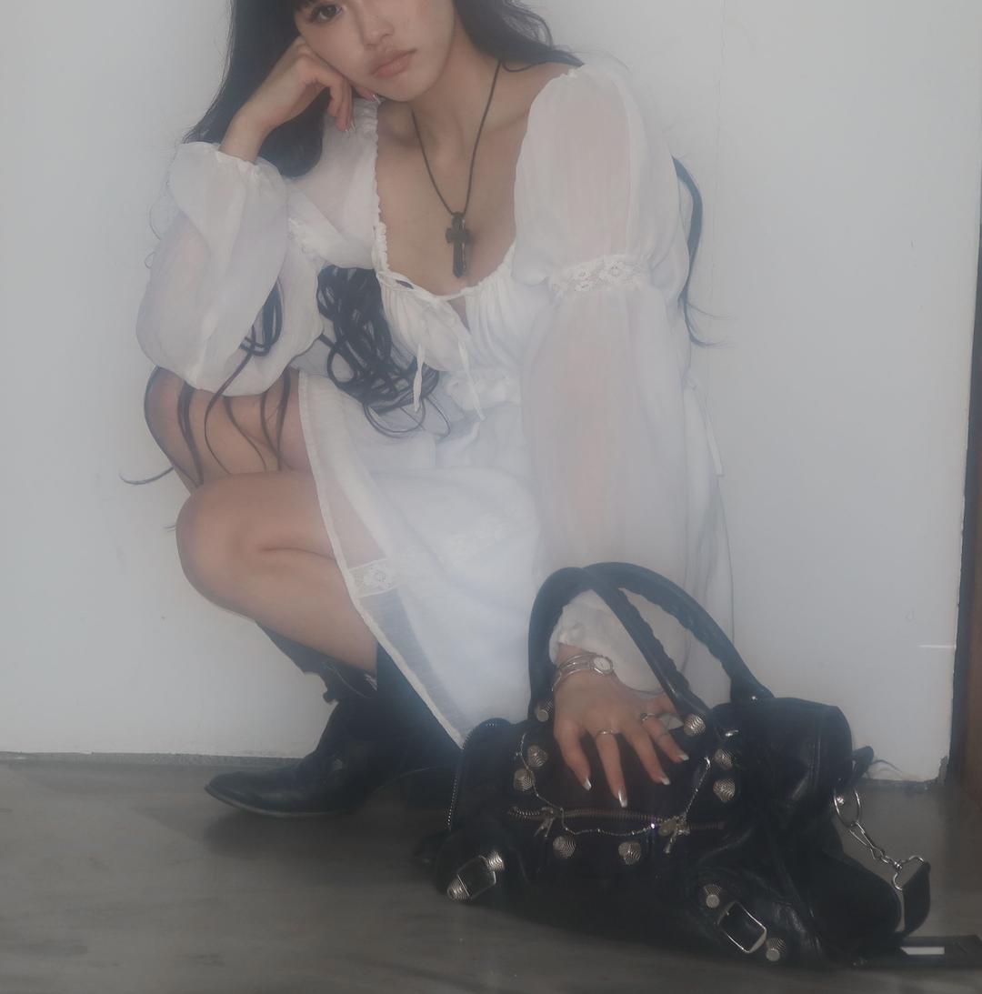 Romantic lace dress (scarf set)